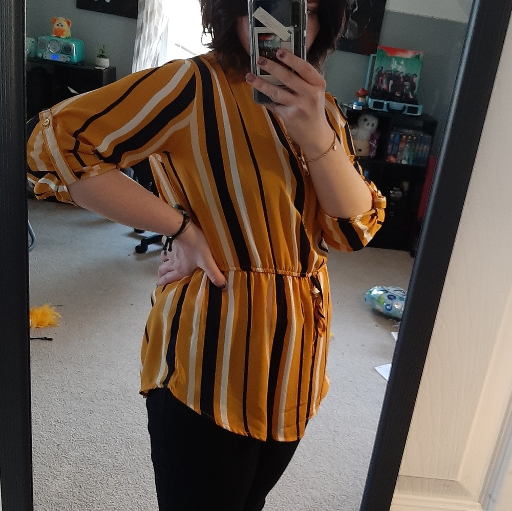 yellow striped blouse - Picture 3 of 10